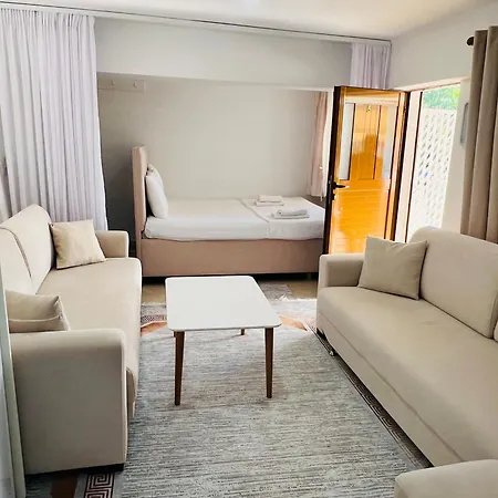 Riza Apartmán *
