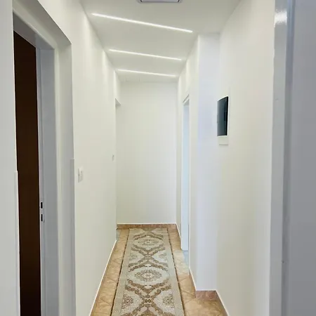 Riza Апартаменты Саранда