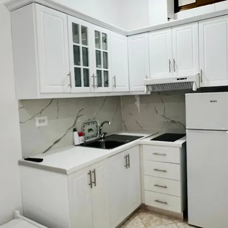 Riza Apartment Sarande